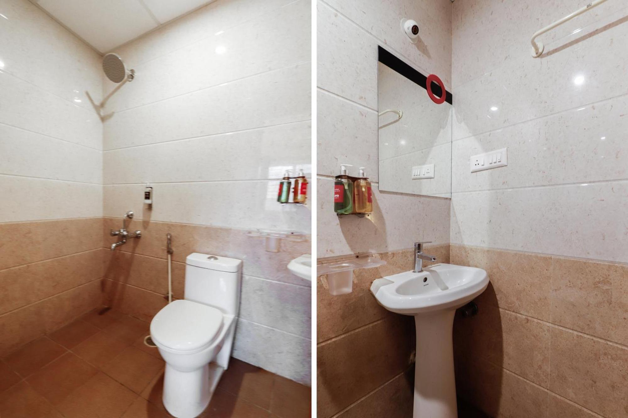Super Gn Collection O Near Rajajinagar Industrial Estate Hotel Bangalore Exterior photo