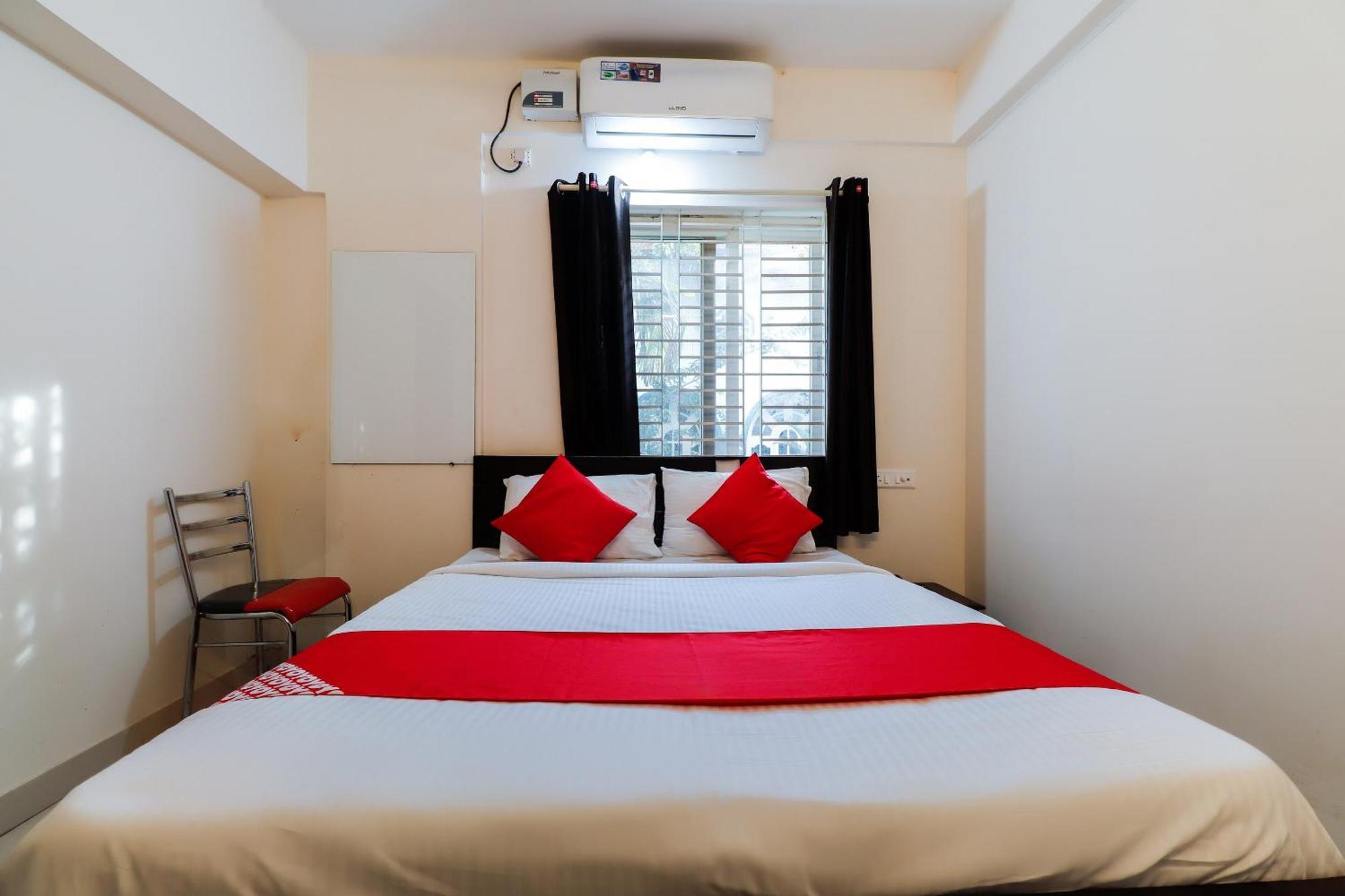 Super Gn Collection O Near Rajajinagar Industrial Estate Hotel Bangalore Exterior photo